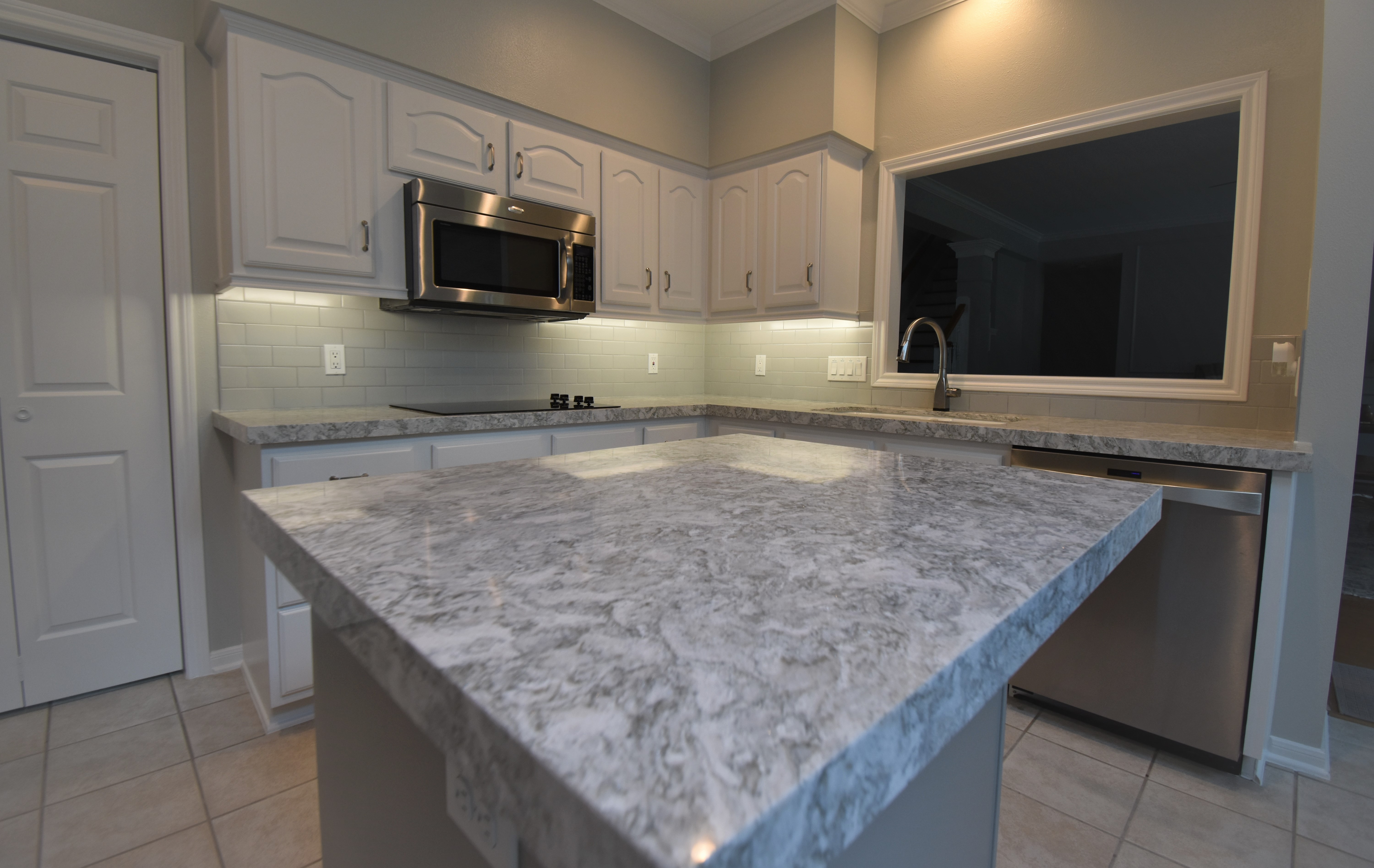 Kitchen Features